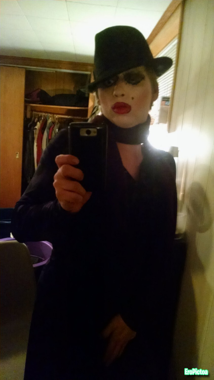 First Session:Clown Face photo - Part 3