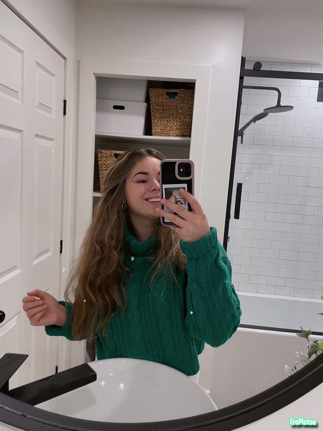 Rate my crush photo featuring petite - Part 1