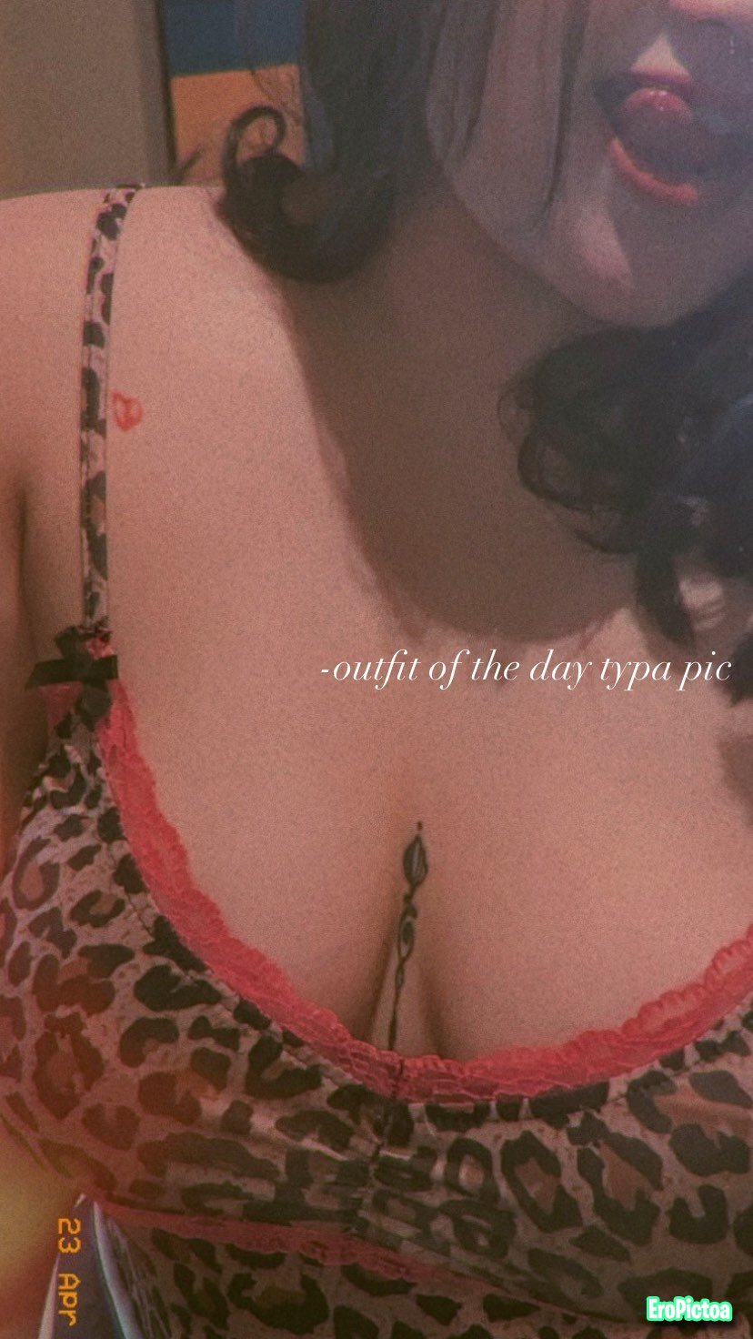 davina photo featuring leaked