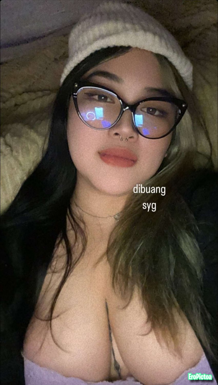 davina photo featuring thic
