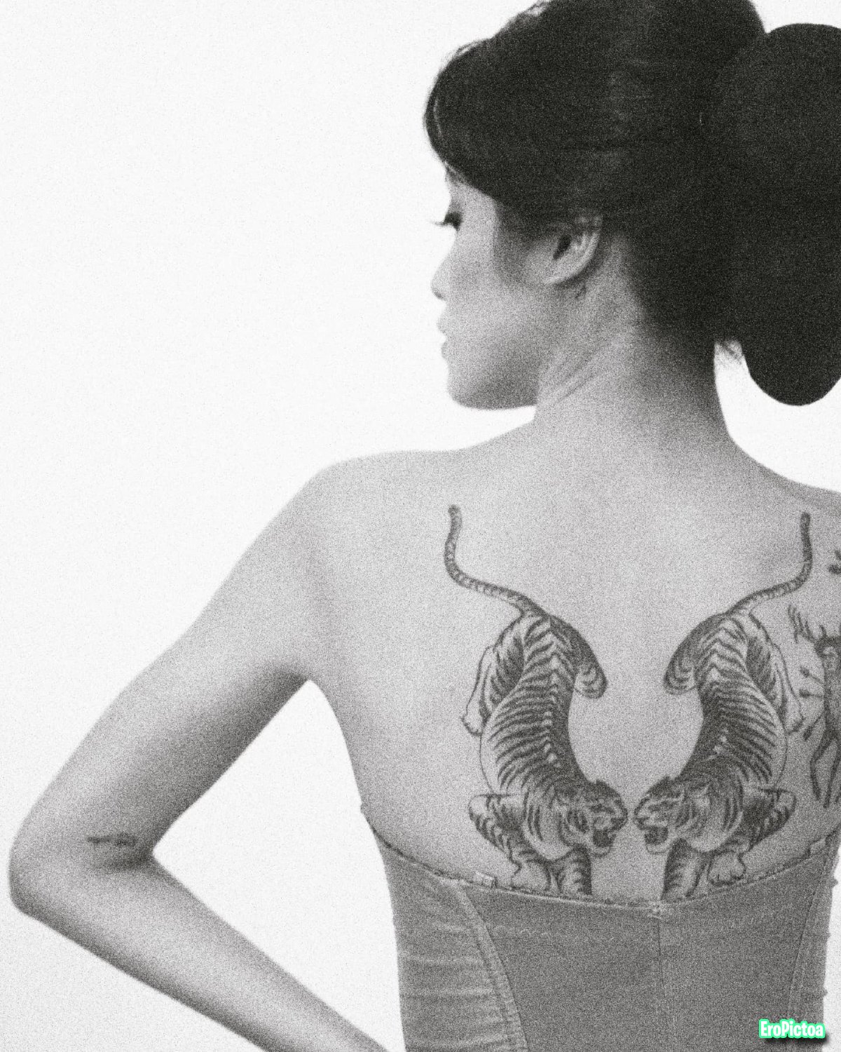 Prideuxsar photo featuring model - Part 14