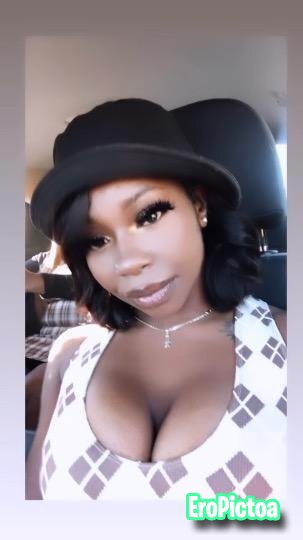 Momma ❣️ Stripper Exotic Dancer #HMD photo featuring 🍫 chocolate