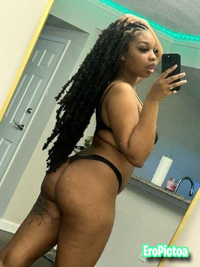 Mixed Chica_video masturbating photo featuring butt plug