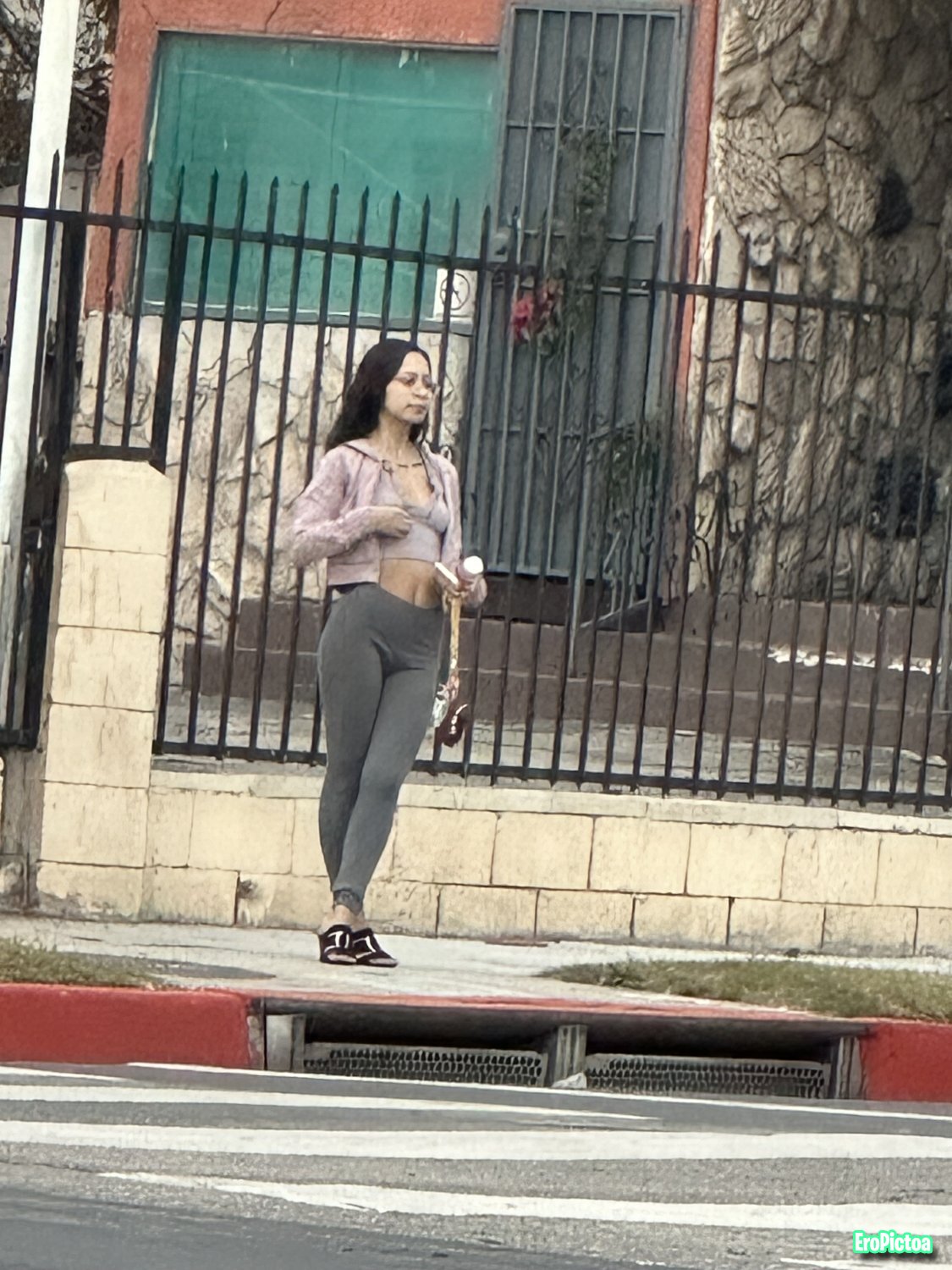 Figueroa street hooker #1 photo featuring facebook