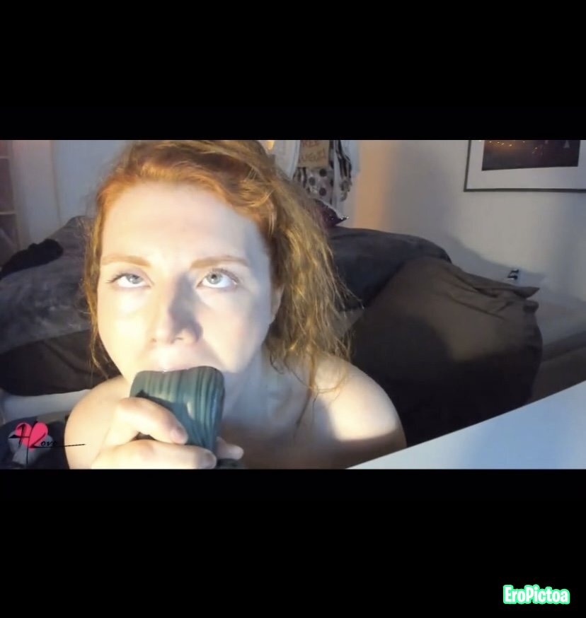 Bad dragon pale slut photo featuring teen - Part 2