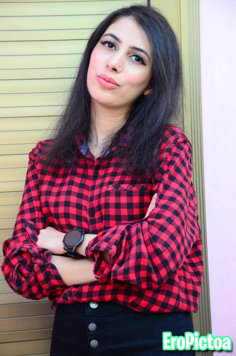 Pakistani zara whore photo featuring Pakistani