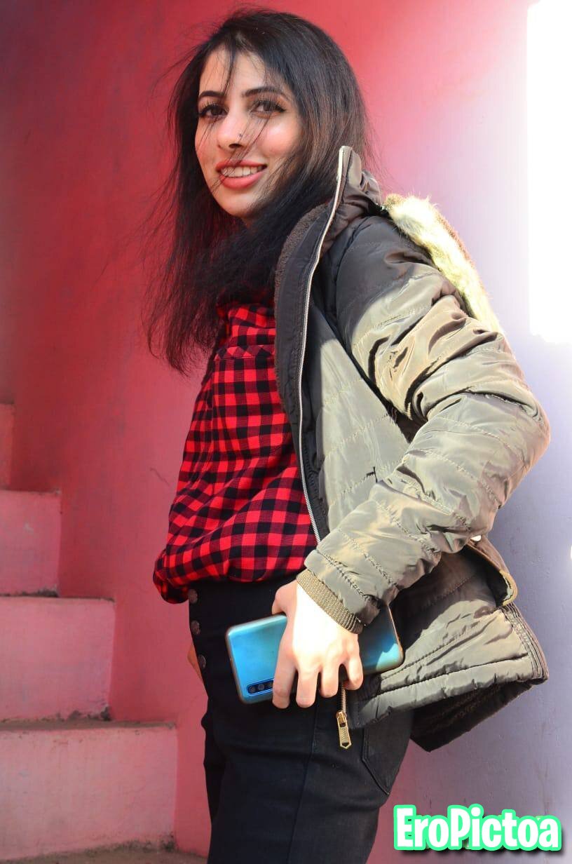Zara Pakistani whore photo featuring Pakistani