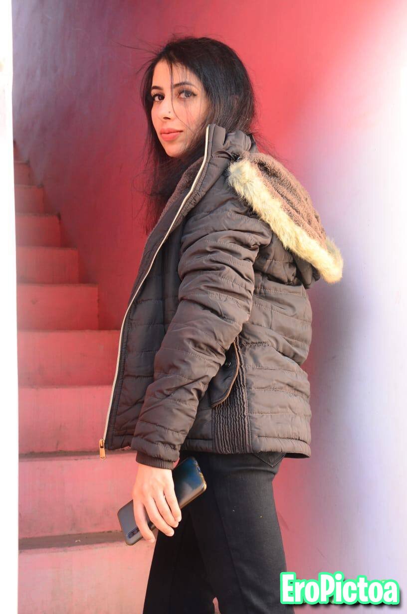 Zara Pakistani whore photo featuring Pakistani