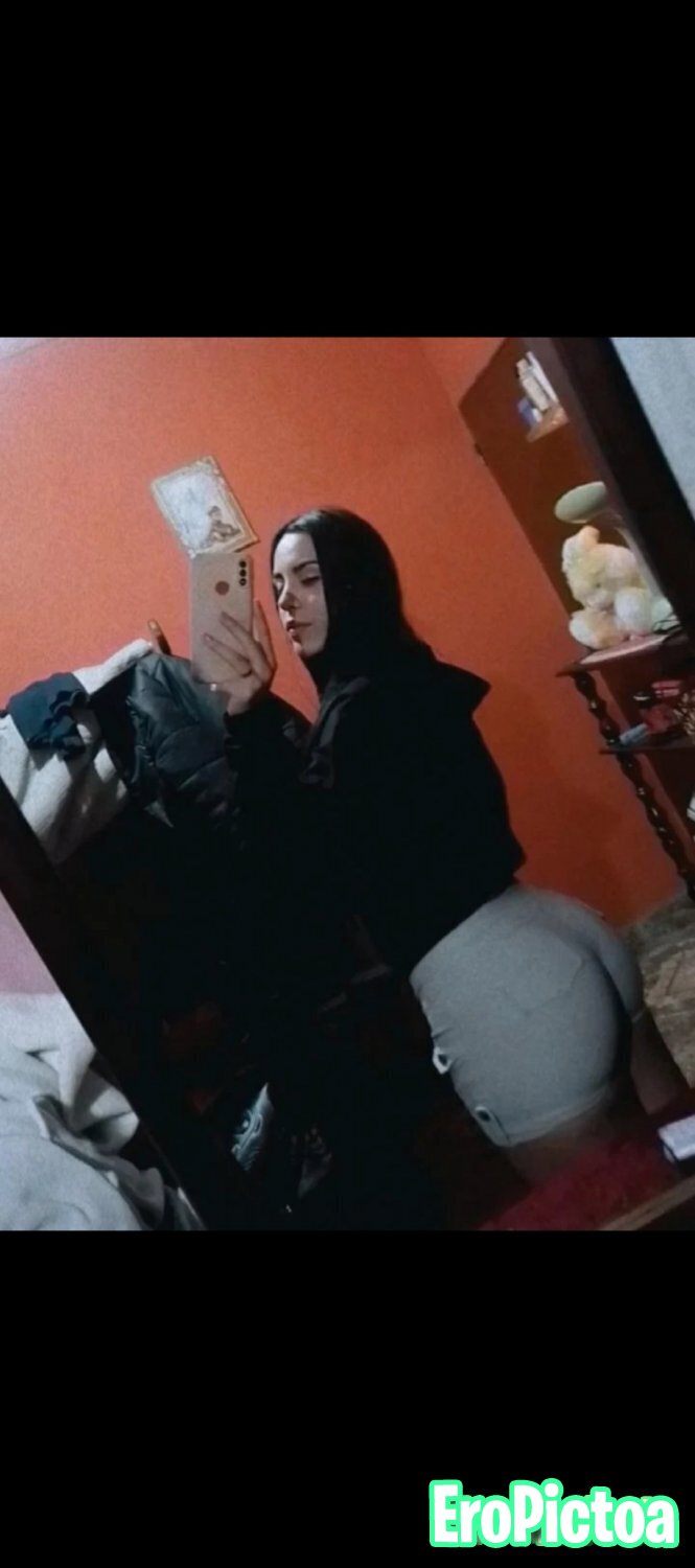 CELESTE BOGADO ALGO? photo