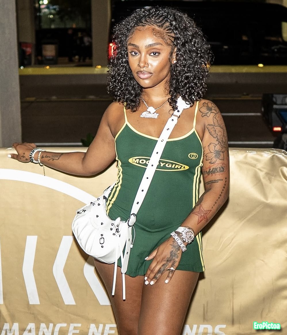 Laybandz(ai) photo featuring facefuck