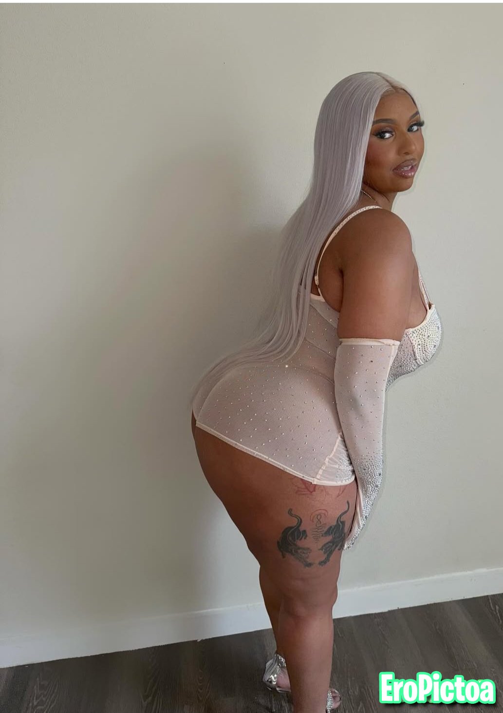 Natural Body photo - Part 2