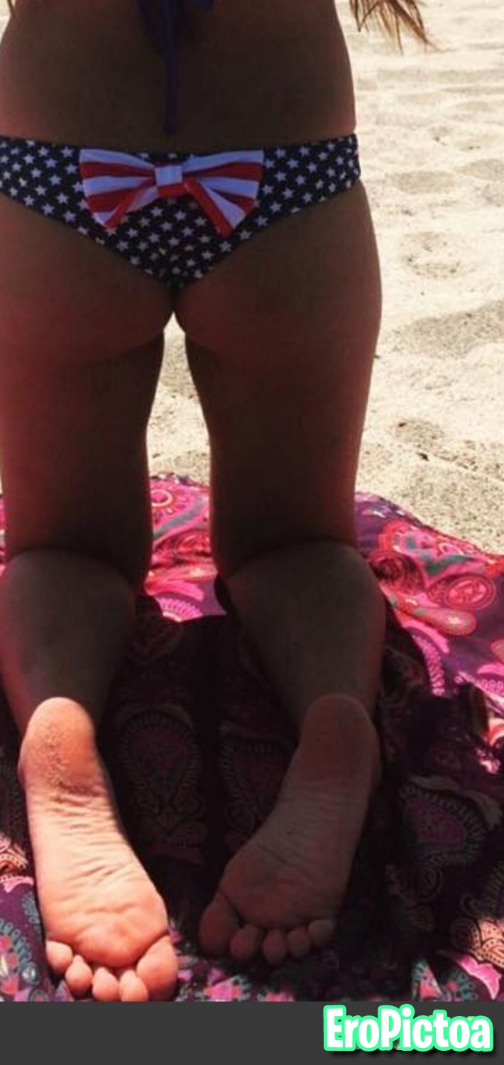 Feet photo - Part 17