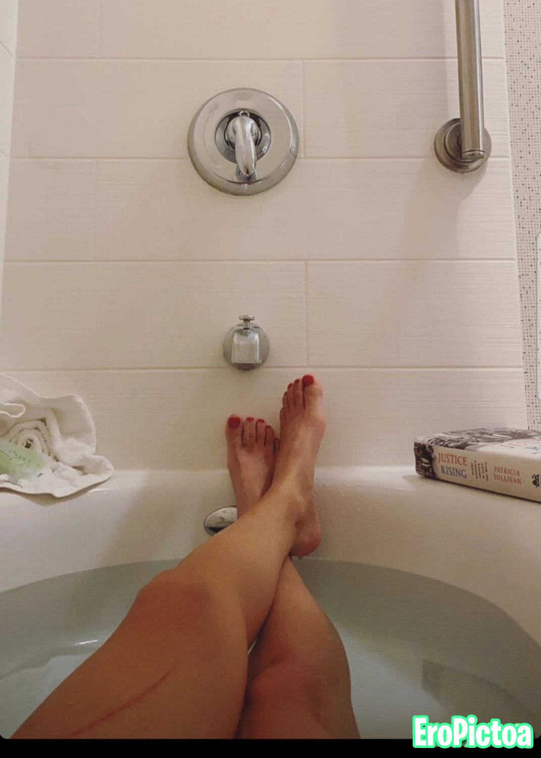 Feet photo - Part 10