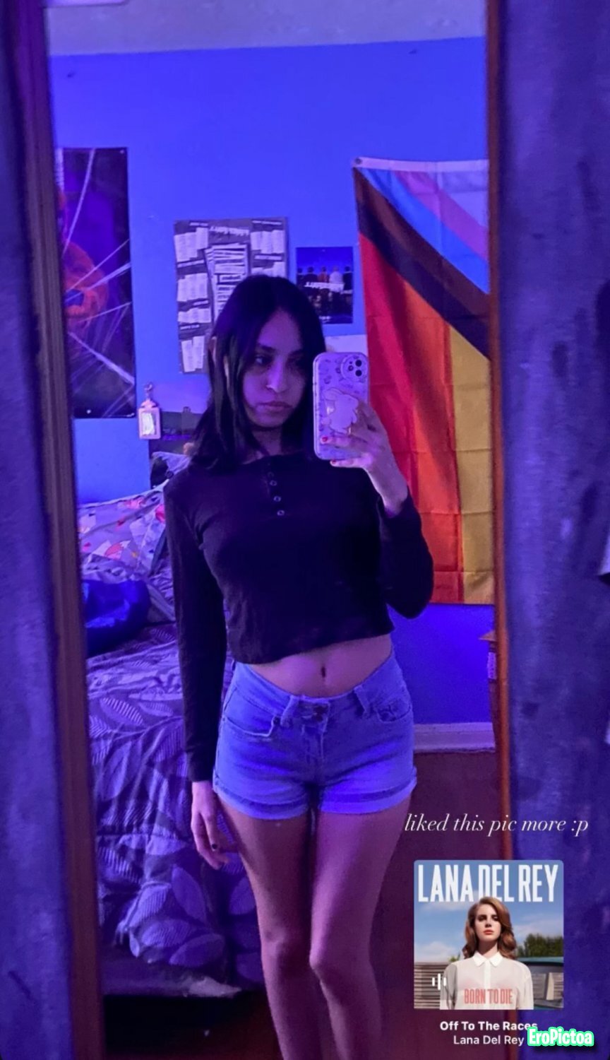 Ai her tits photo - Part 2