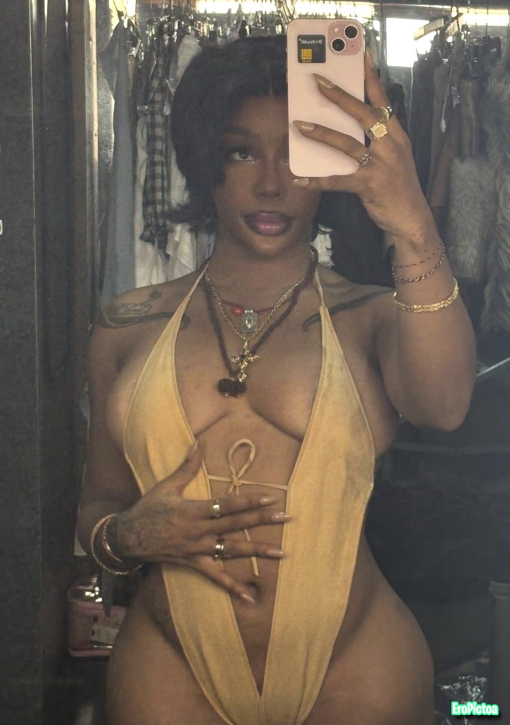 Celeb badness photo featuring Celebrity - Part 10